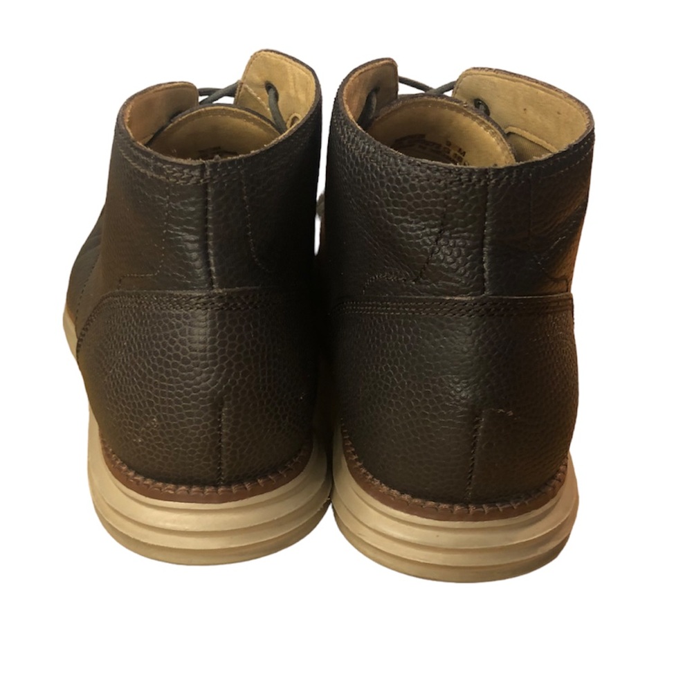 Cole Haan chukka boots 🥾 - Picture 7 of 10
